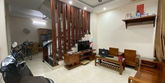 Bán đất thổ cư: Nhà Đẹp 45m2, 3 Tầng 2 Mặt Thoáng,  Phố Cổ Linh - Thạch Bàn, Ô T