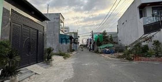 Bán đất thổ cư: Bán Đất Đường nhựa thông bàn cờ, Gần Cty Pouchen Hóa An