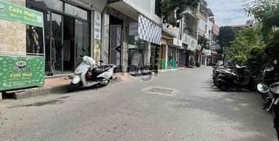 Bán đất thổ cư: Âu Cơ – Tây Hồ - Gần Hồ - 101 M2 – Đất – MẶt tiền 10 M – Giá 21.