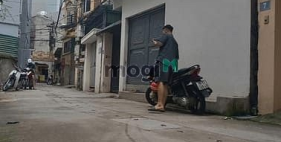 Bán đất thổ cư: Bán đất phân lô Tứ Hiệp, 45m2,  mặt tiền 5.2m, giá 6.2 tỷ, ô tô 