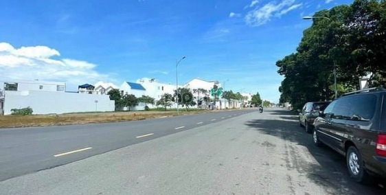 Bán đất thổ cư: Nền biệt thự lộ 47m KDC Nam Long, Q.Cái Răng, Cần Thơ - 12,5 tỷ