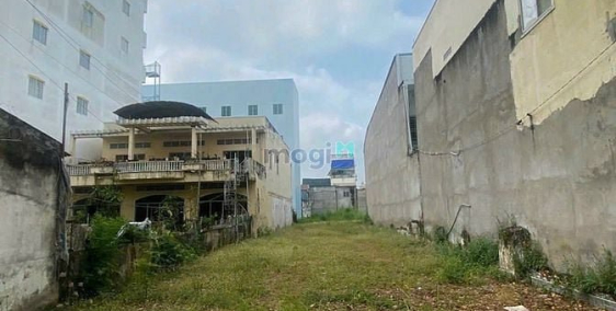 Bán đất thổ cư: Hiếm - Nền lớn ngay trung tâm mặt tiền Trần Việt Châu - 625m2 - 