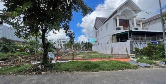 Bán đất thổ cư: Nền biệt thự đường số 1 KDC Nam Long 1, Cần Thơ - 210m2 - 8.7 tỷ