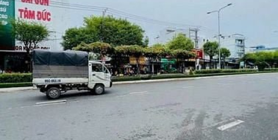 Bán đất thổ cư: Đất lớn mặt tiền 30 tháng 4 đoạn gần vòng xoay Đầu Sấu, NK, Cần 