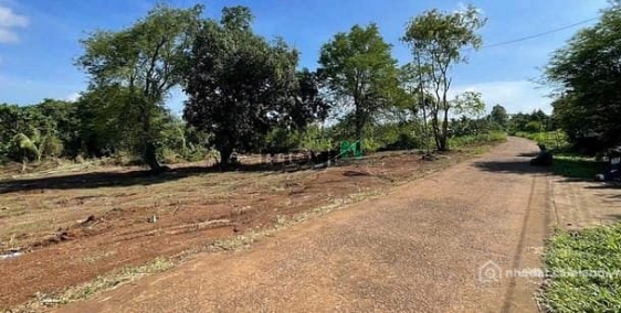 Bán đất thổ cư: Đất ngộp giá rẻ thổ cư ven suối sát sân bay long thành