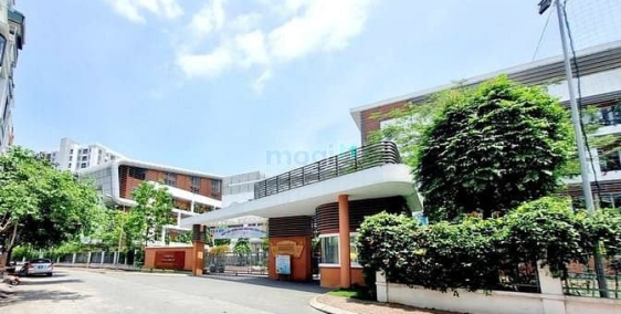 Bán đất thổ cư: Hoa Hậu Giang Biên, 2 oto tránh, Gần hồ, Dt 90m2 mt 4.7'