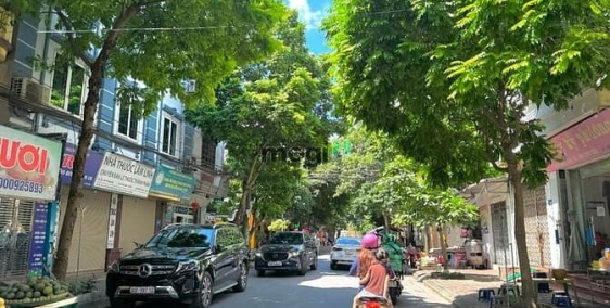 Bán đất thổ cư: Bán đất khu 918 sân golf Long Biên vỉa hè 3 oto tránh khuôn tiền