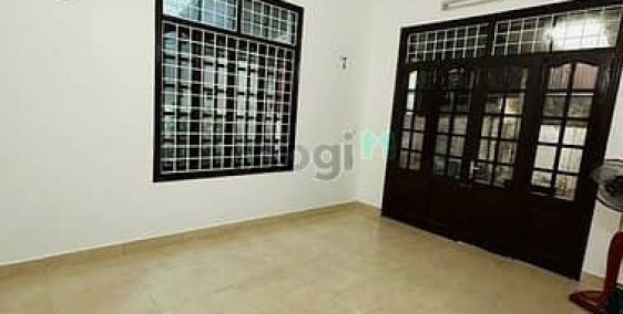 Bán đất thổ cư: Bán nhà riêng + đất giá rẻ tại mặt phố Tân Ấp, quận Ba Đình, Tp.