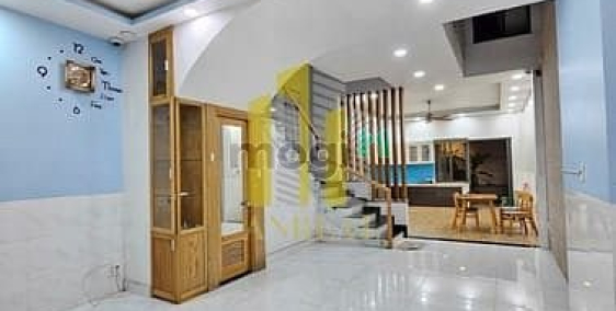 Nhà phố: Cho Thuê Nhà Mới Đẹp 3 Lầu Giá 25 Triệu. Đường Xe Hơi