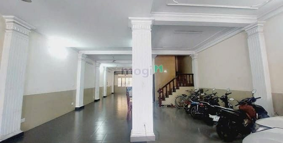 Nhà phố: Tòa nhà 1 trệt 3 lầu hơn 600m2 sàn mặt tiền đường Đồng Khởi, Tân Hiệp