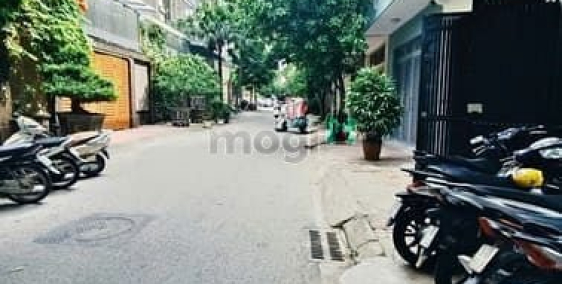 Nhà riêng: cho thuê nhà ngõ 61 phạm tuấn tài 75m x5T ô tô đỗ cửa