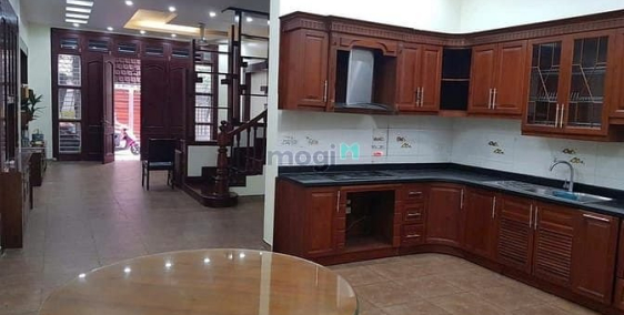 Nhà riêng: Cho thuê nhà ngõ 97 đình thôn 100m x 5T ô tô đỗ cửa