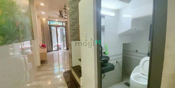 Nhà riêng: Nhà mới cạnh Res 11-Lạc Long Quân Q11, (3x11m 1L 2pn-2wc), 9Tr