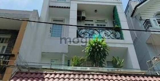 Nhà phố: Cho thuê nhà Nguyễn Sơn 4x20. 5 lầu. Có thang máy