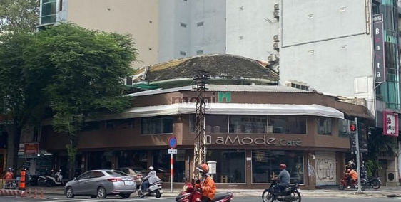 Nhà phố: Cho thuê nhà GÓC 2MT số 118 đường Bùi Thị Xuân, P.Phạm Ngũ Lão, Q 1