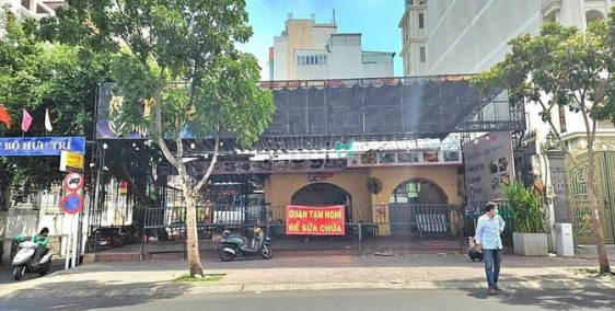 Nhà phố: Cho thuê GÓC 2MT số 52 Nguyễn Thông, Phường 9, Quận 3, Dt: 11.5 x 31m