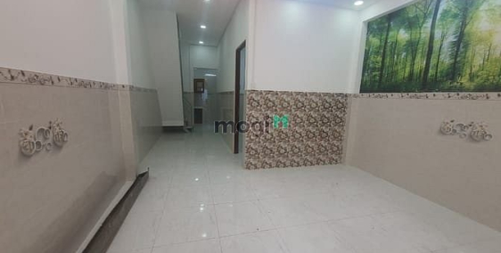 Nhà riêng: 10tr/tháng: 3Pn 2wc, DTSD: 120m2 - 60/27 Nguyễn Thần Hiến, Q4