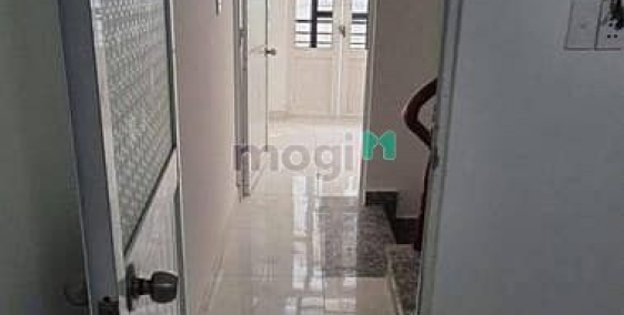 Nhà riêng: Cho thuê nhà hà huy giáp thạnh lộc q12 Dt: 3x8m 1lầu 2pn.2wc Giá 4,5t