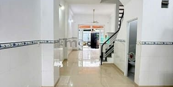 Nhà riêng: Nhà Tx33 quận 12 Diện tích 4x14m Nhà 1 trệt lầu 2pn 2wc  Giá 6,5tr
