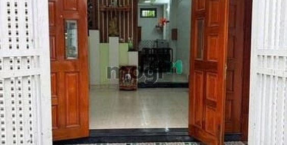 Nhà riêng: Nhà tx25 quận 12 DT 4x15m 2 lầu 3pn.2wc Giá 9tr có nội thất hẻm xe  h