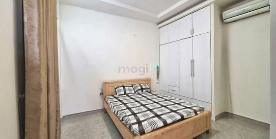 Nhà riêng: Nhà Thạnh lộc 41 quận 12. DT 4x13m 3 lầu 4pn.5wc có nội thất giá 12tr