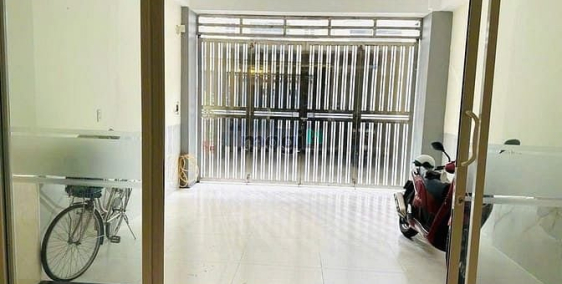 Nhà riêng: Cho Thuê Nhà Mới Đẹp 489A Huỳnh Văn Bánh, Phường 13, Quận Phú Nhuận