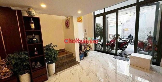 Nhà riêng: Cho Thuê Nhà Nguyên Căn 371/4C Hai Bà Trưng - Phường 8 - Quận 3