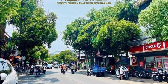 Nhà phố: Cho THUÊ mặt bằng góc 2 mặt tiền đường Phan Trung chỉ 20 triệu/tháng