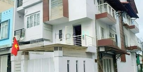 Nhà phố: SIÊU PHẨM - 39A Cù Lao, Phường 2, Phú Nhuận