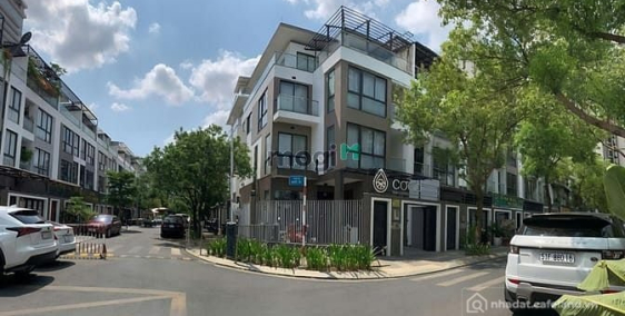 Nhà phố: Cho thuê nhà Góc Khu Vip Hà Đô Centrosa - Phường 12, Quận 10