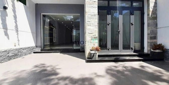 Nhà phố: Tôi cần cho THUÊ MẶT BẰNG KD ĐẸP ( như hình ) – KDC 13E, BÌNH CHÁNH