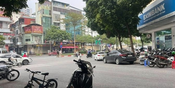 Nhà phố: Cho thuê nhà Phan Văn Trường 200m mt 5m 4 tầng giá 50tr/th