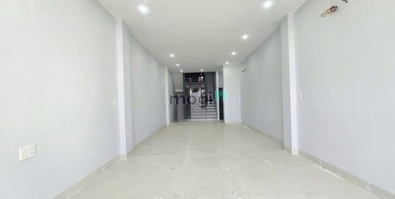 Nhà phố: Cho thuê Toà nhà 4 Tầng mới xây mặt có thang máy mặt tiền Trung Tâm