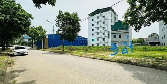 Bán đất nền dự án: Bán đất Hoà Lạc, duy nhất 1 lô 100m2, lô góc, thẳng cổng CNC 