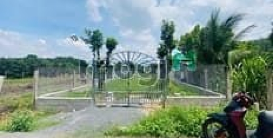 Bán đất nông, lâm nghiệp: Bán mảnh vườn nhỏ 357 m2 có xây rào thuộc Bình Lợi - p