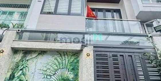 Nhà phố: Hẻm xe tải thông ra Sư Vạn Hạnh, thuận tiện ở, kinh doanh, văn phòng..