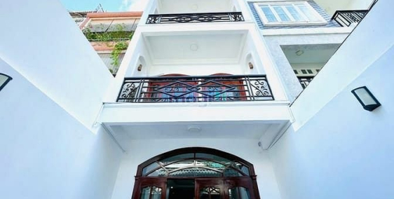 Nhà phố: Cho thuê Góc hai mặt tiền Lê Văn Sỹ, Phường 12, Quận 3.