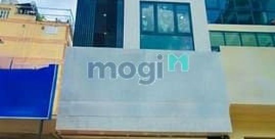 Nhà phố: Cho thuê nhà mặt tiền nguyên căn Quận 10 - Ngang 5m - thang máy 40 tr