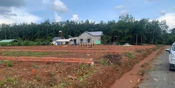 Bán đất nền dự án: Đất nền Long Hà Bình Phước 370m2, gần 2 KCN mặt tiền đường 18