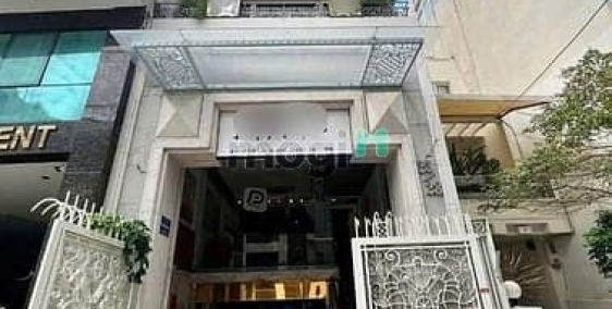 Nhà phố: Hiếm cho thuê nhà đẹp đường Lê Thị Hồng Gấm, Quận 1.