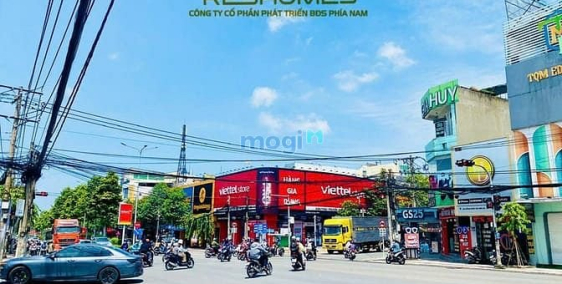 Nhà phố: Cho THUÊ nhà nguyên căn 1T3L GIÁ RẺ mặt tiền đường Đồng Khởi, BH