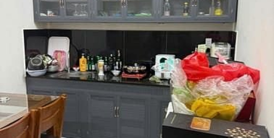 Nhà phố: Cho THUÊ nhà nguyên căn 7,5 triệu/tháng sẵn nội thất cách Vincom, BH