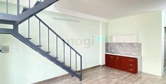 Nhà phố: Nhà nguyên căn - ngay NGUYỄN ẢNH THỦ - có Bancol riêng - Full nội thất