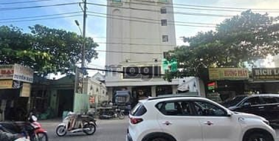 Nhà phố: CHo thuê Tòa nhà MT Hương Lộ 3- DT 12x41. KC 10 Tầng TRỐNG SUỐT