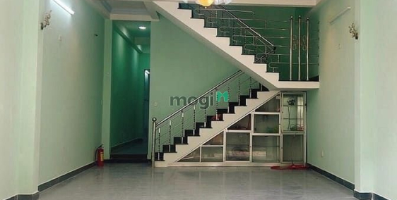 Nhà phố: Cho thuê nhà 2 tầng mới đẹp-vị trí trung tâm quận Hải Châu