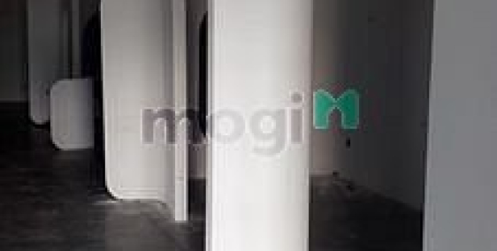 Nhà phố: Cho thuê gấp showroom, vp đại diện siêu đẹp Tại Quốc Hương, Thảo Điền,