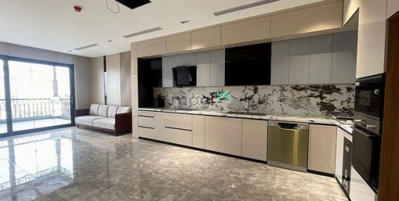 Nhà phố: Chính chủ có nhà riêng 90m², mặt tiền 5m, có thang máy