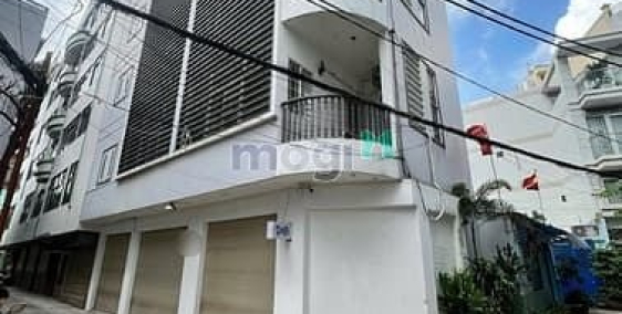 Nhà phố: Góc 2 mặt tiền - siêu vị trí kinh doanh đa ngành nghề tại Quận 1