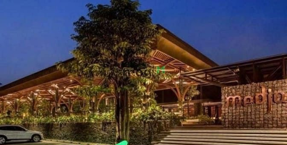 Nhà phố: siêu vị trí đẹp trung tâm quận 1 – mt 2a nguyễn cư trinh