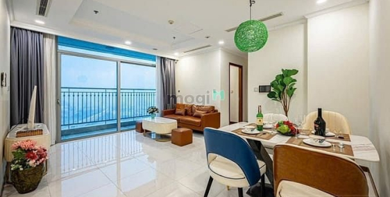 Căn hộ chung cư:  Căn hộ 2PN tại Vinhomes Central Park view sông giá chỉ 25 tri